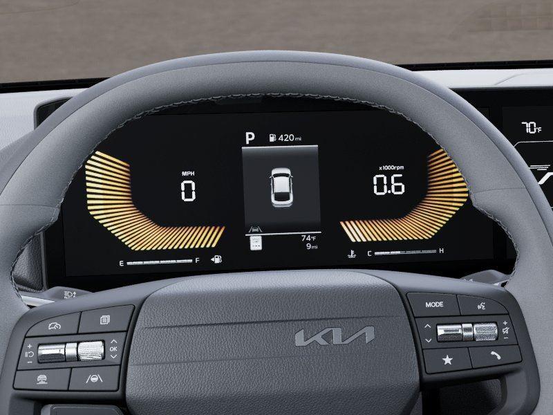 Vehicle photo 21