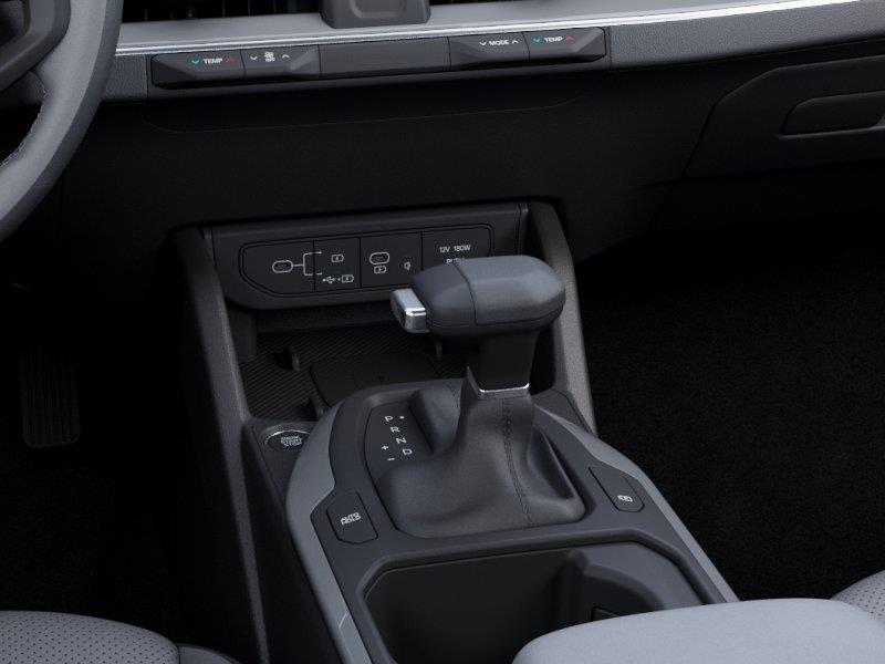 Vehicle photo 23