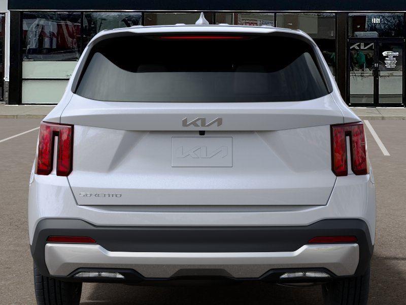 Vehicle photo 13