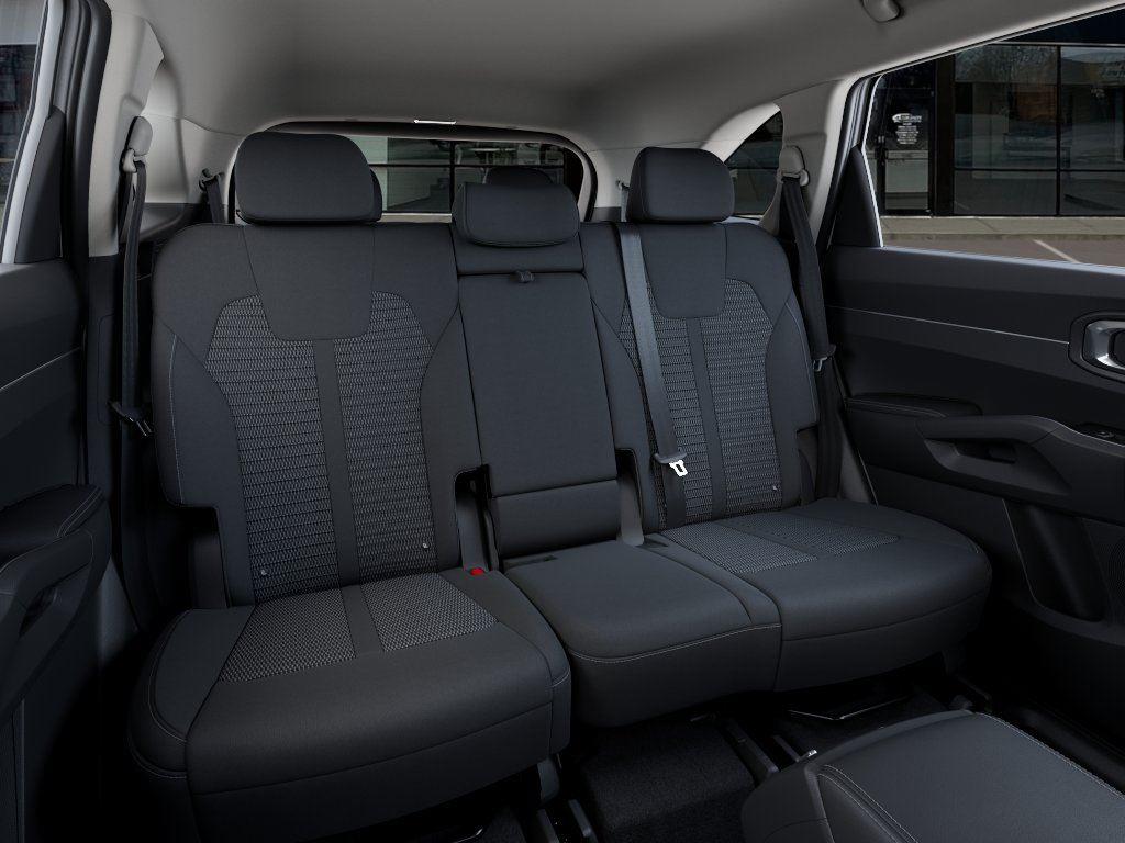 Vehicle photo 16