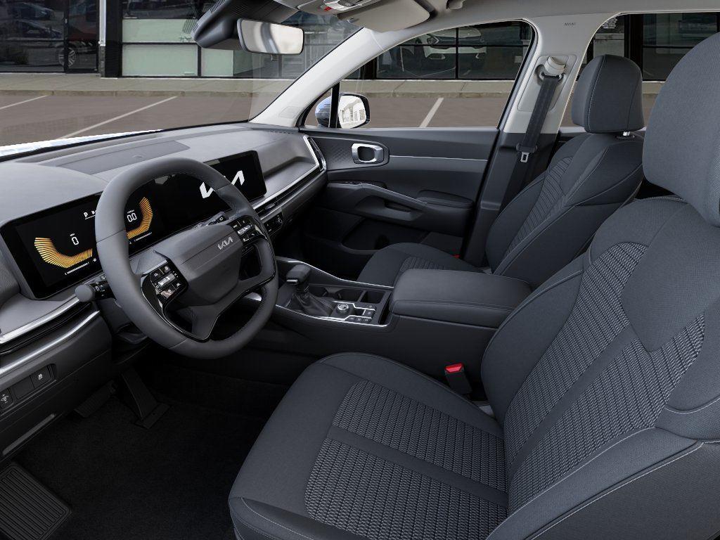 Vehicle photo 17