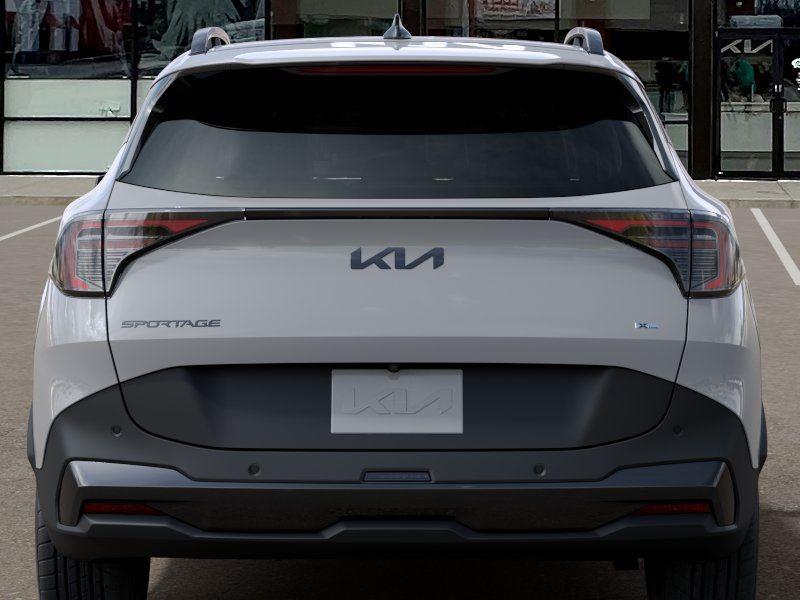 Vehicle photo 13