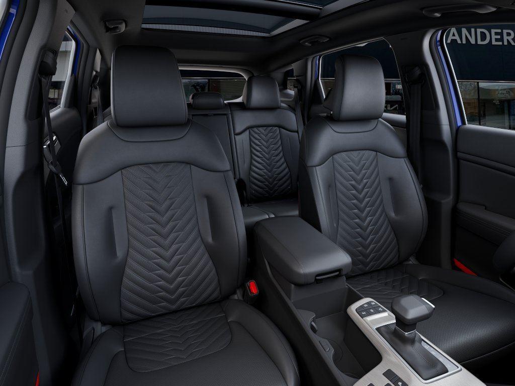 Vehicle photo 15
