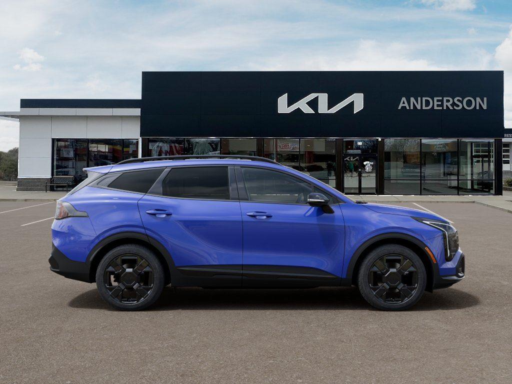 Vehicle photo 7