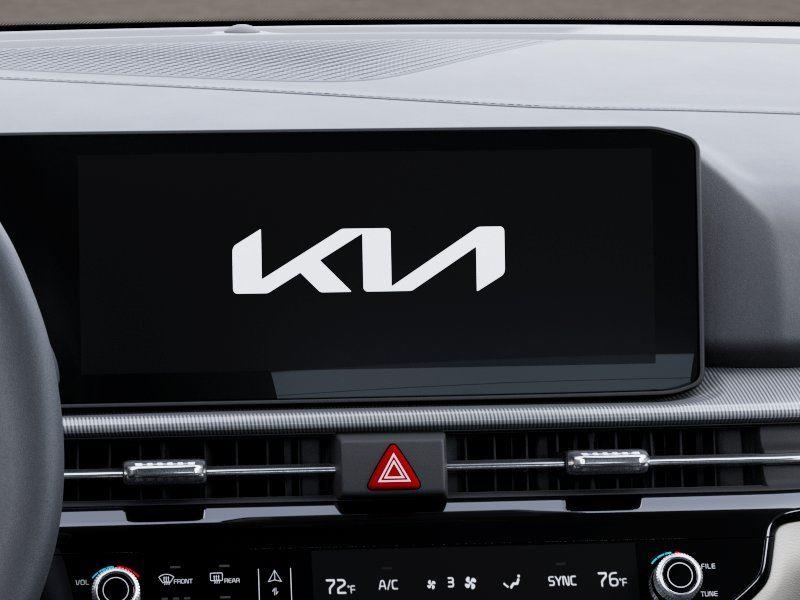 Vehicle photo 20
