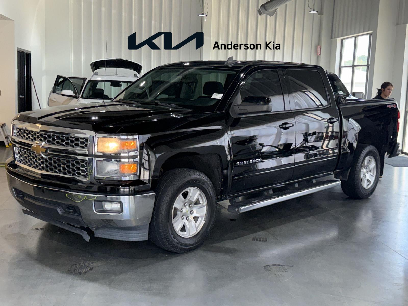 Black 2015 Chevrolet Silverado 1500 Pickup Truck Four-Wheel Drive 6-Speed Automatic