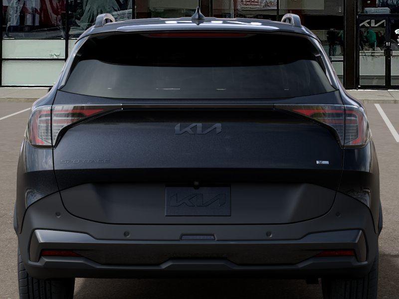 Vehicle photo 13