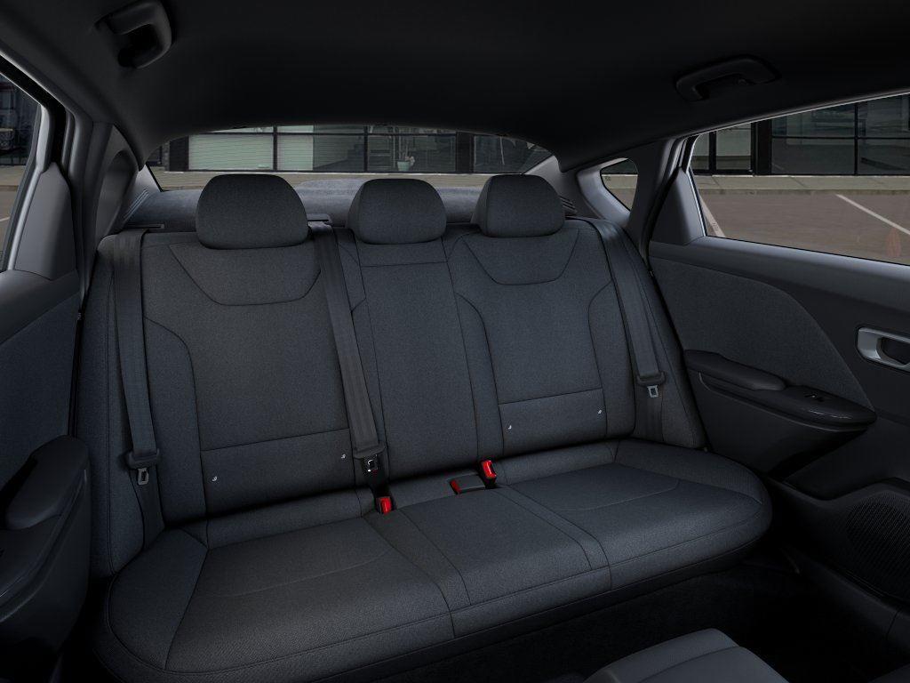 Vehicle photo 16
