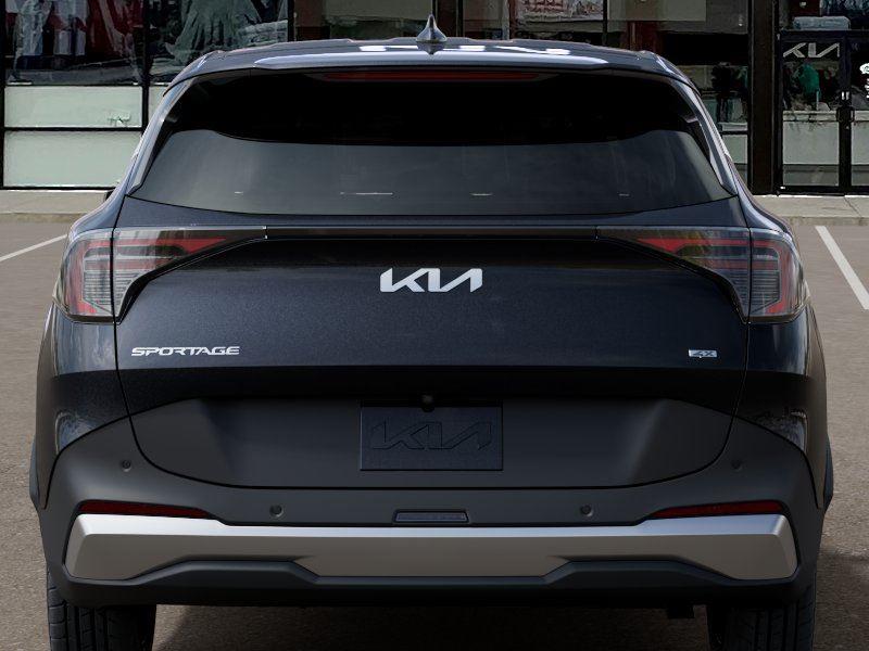 Vehicle photo 13