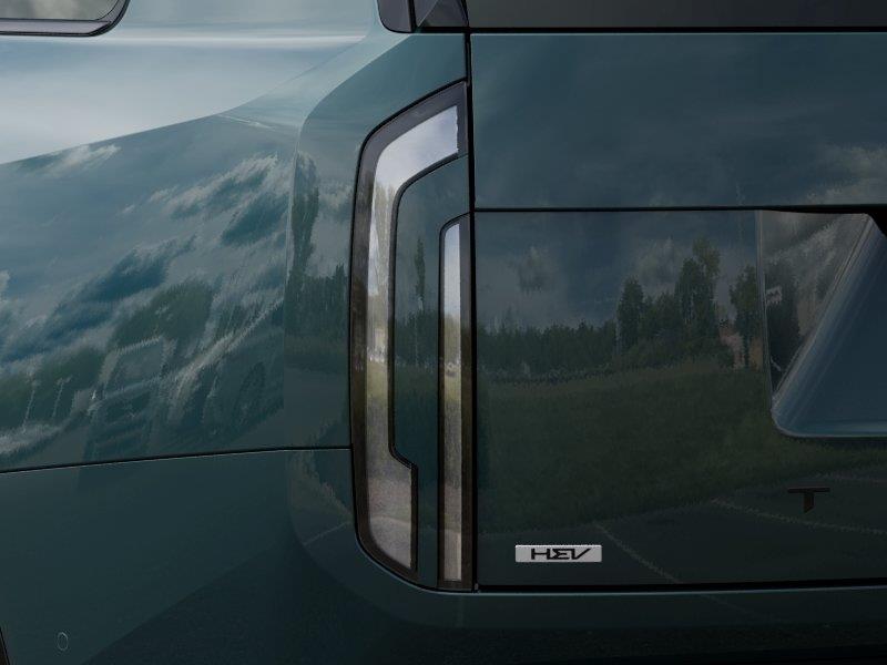 Vehicle photo 11