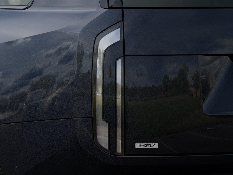 Vehicle photo 11