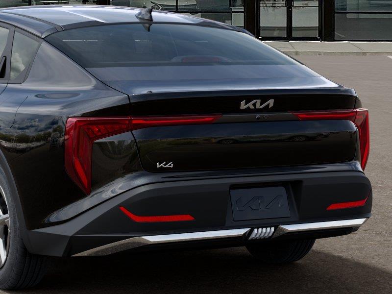 Vehicle photo 13