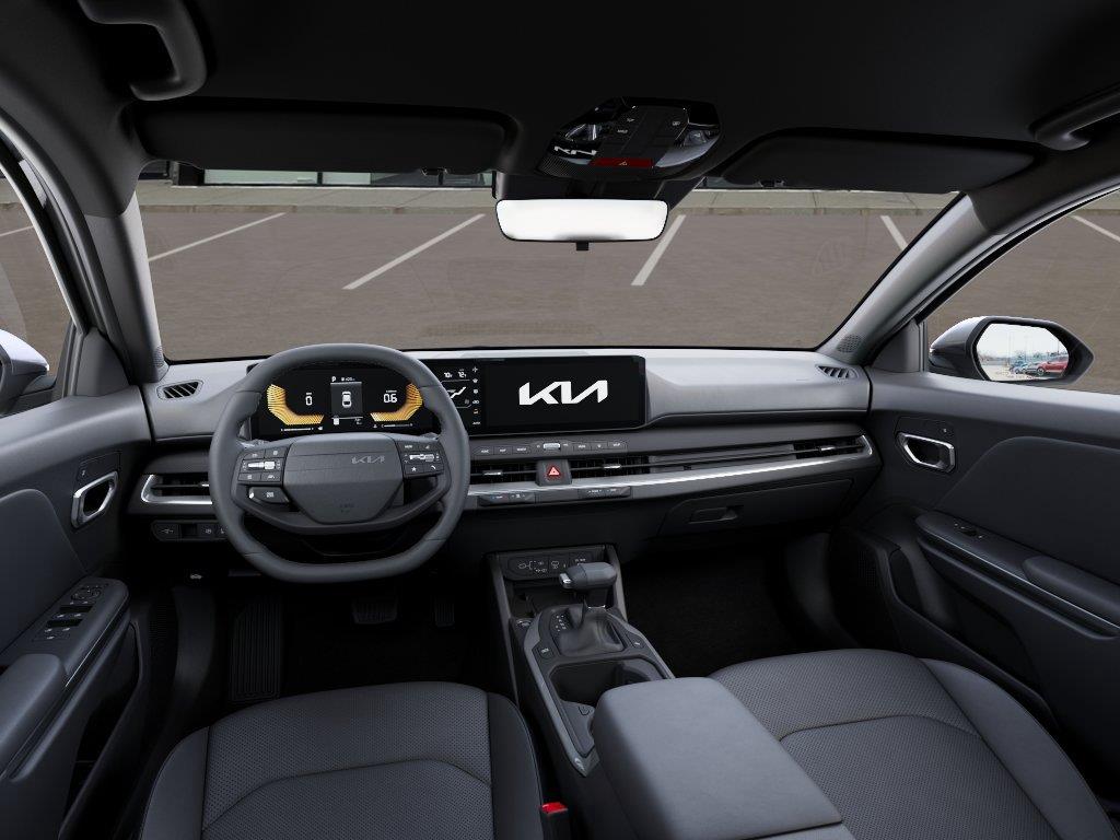 Vehicle photo 14