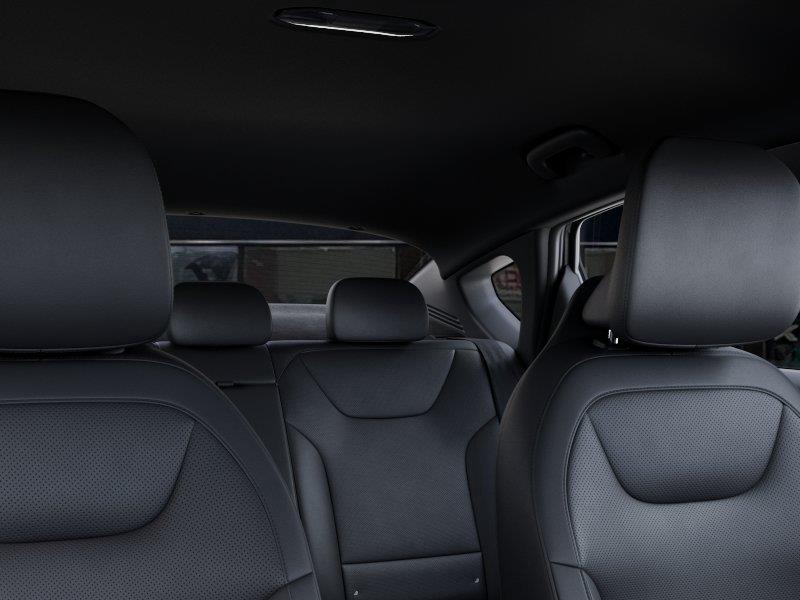 Vehicle photo 27