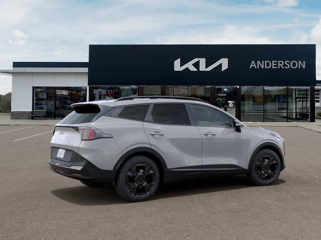 Vehicle photo 6