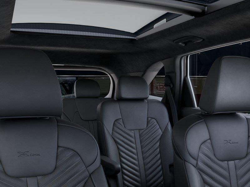 Vehicle photo 27