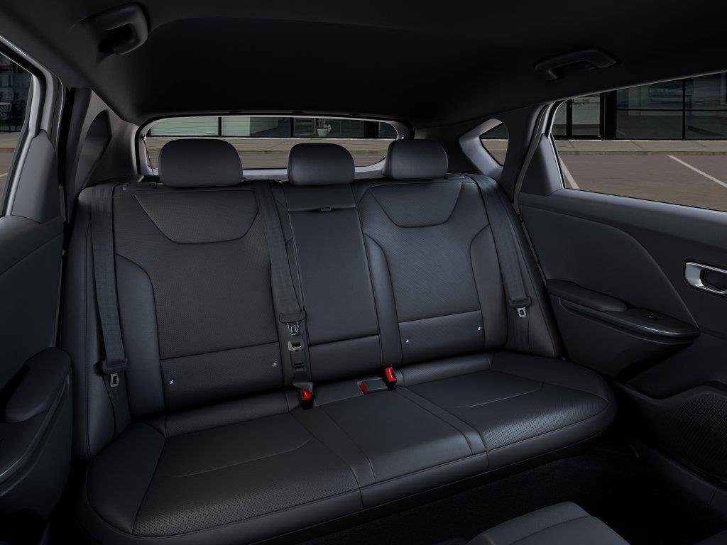 Vehicle photo 16