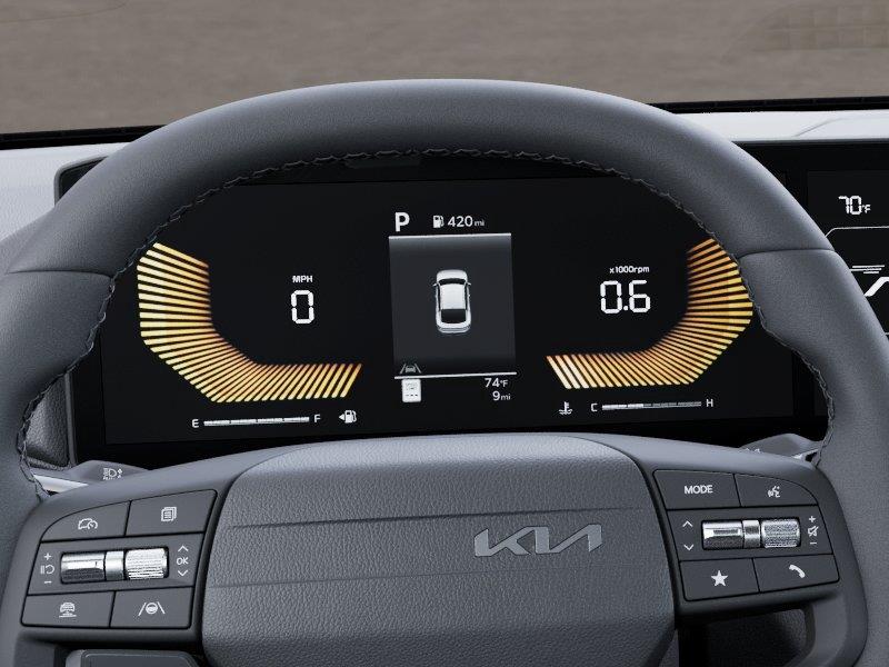 Vehicle photo 21