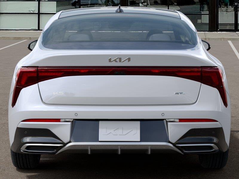 Vehicle photo 13