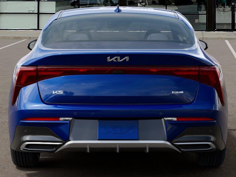 Vehicle photo 13