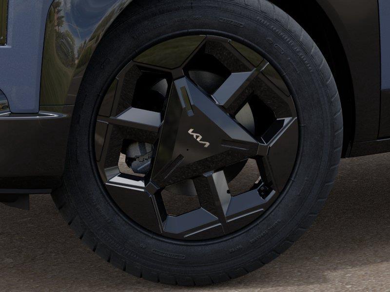 Vehicle photo 9