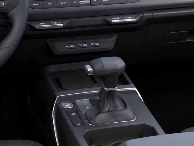 Vehicle photo 23