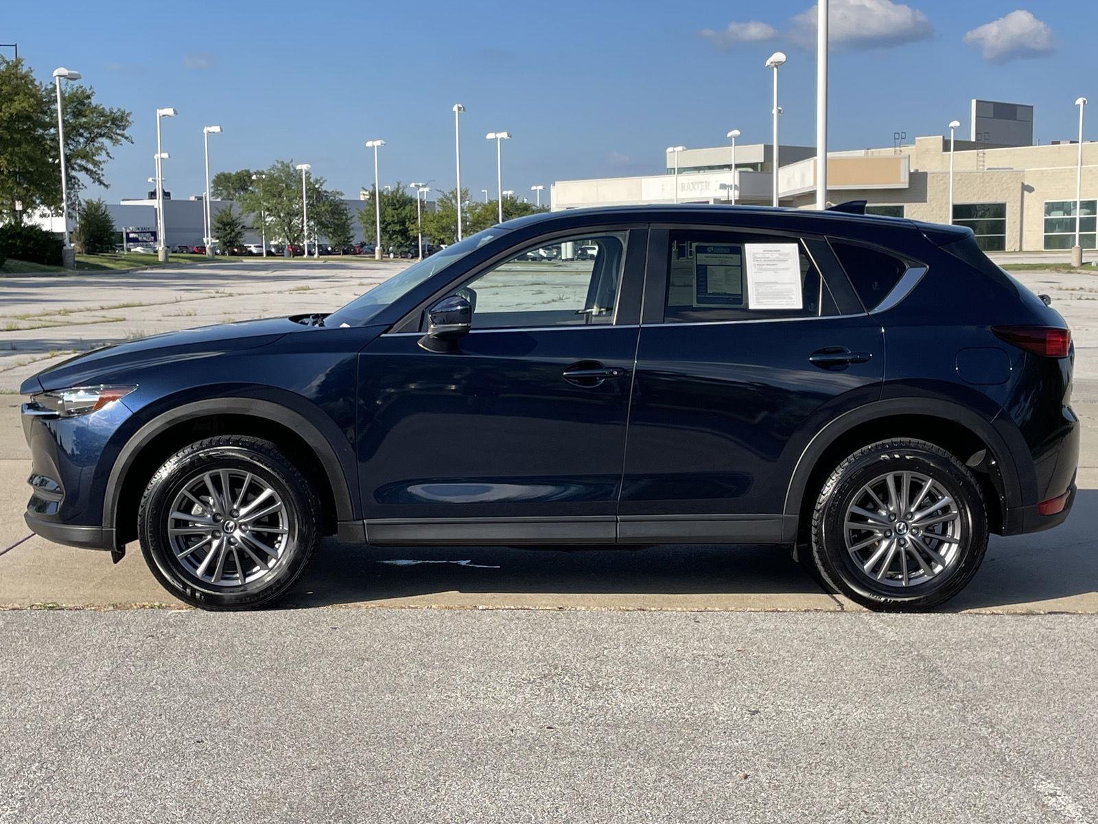 Vehicle photo 2