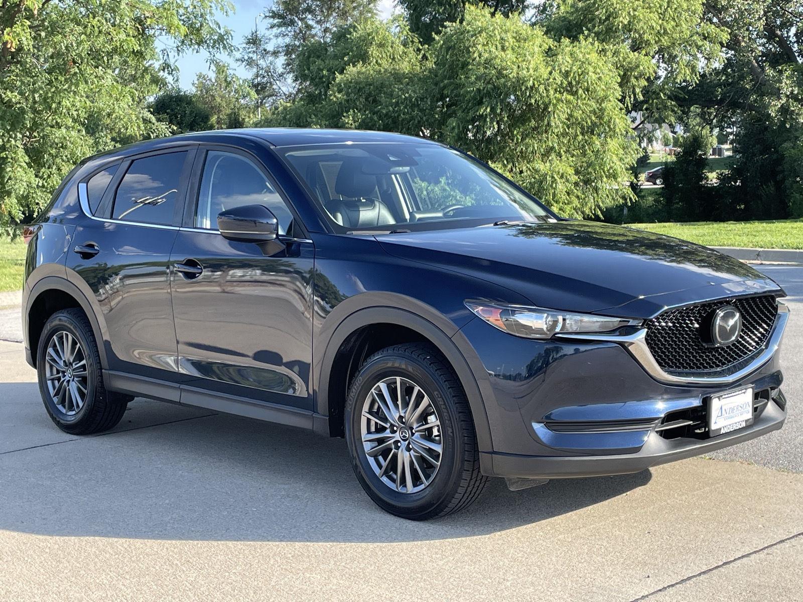 Vehicle photo 5