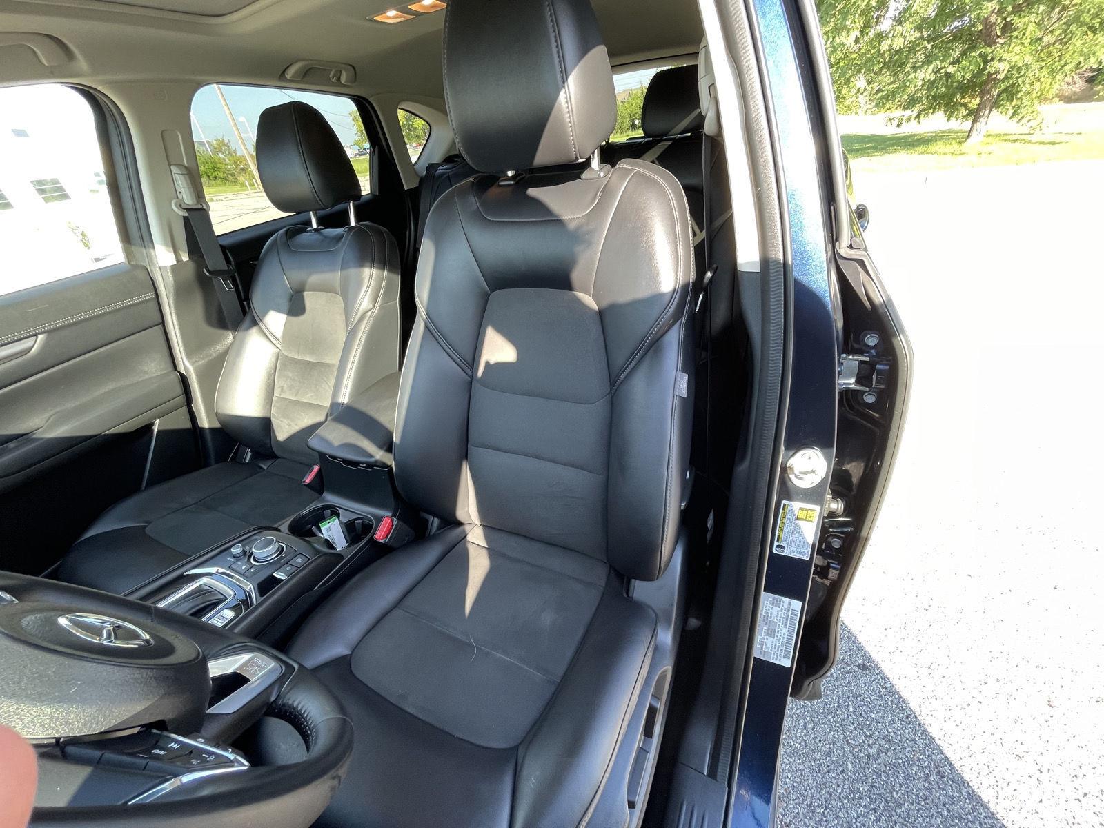 Vehicle photo 18