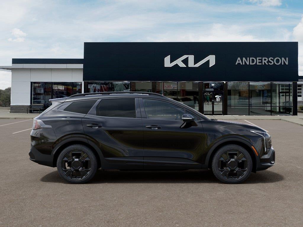 Vehicle photo 7