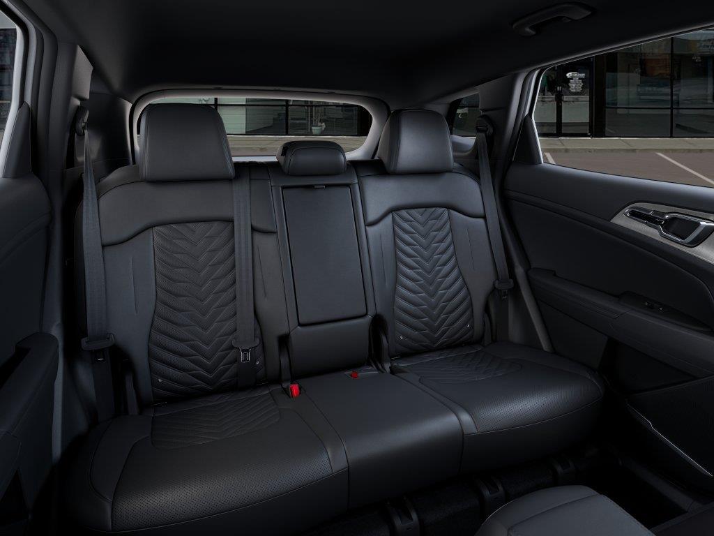 Vehicle photo 16
