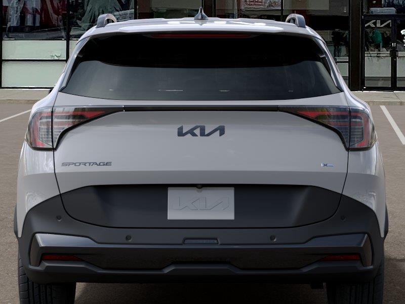 Vehicle photo 13