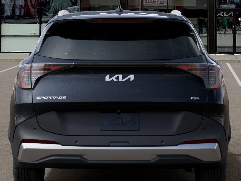 Vehicle photo 13