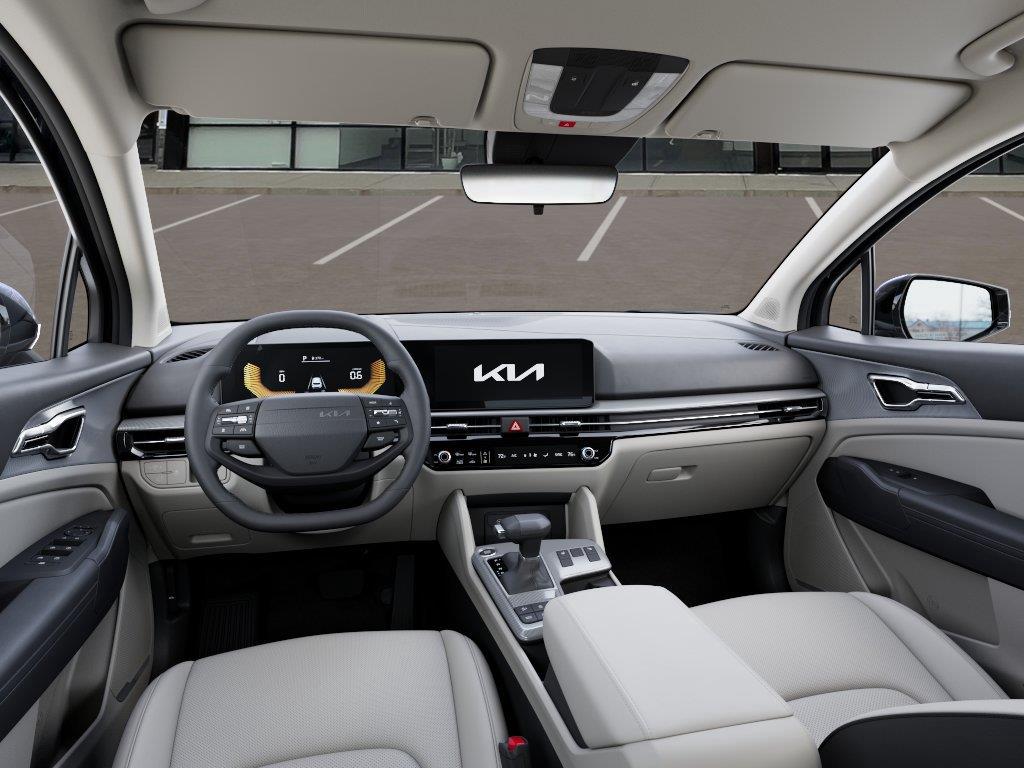 Vehicle photo 14