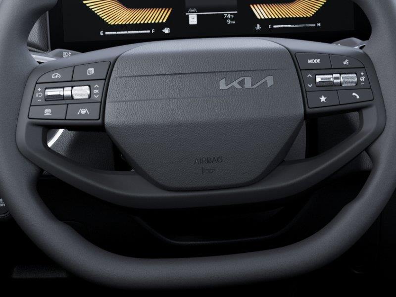 Vehicle photo 22