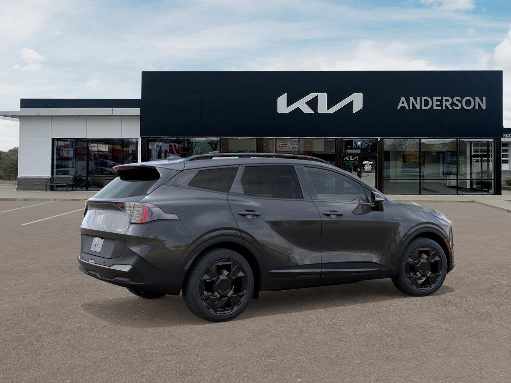 Vehicle photo 6
