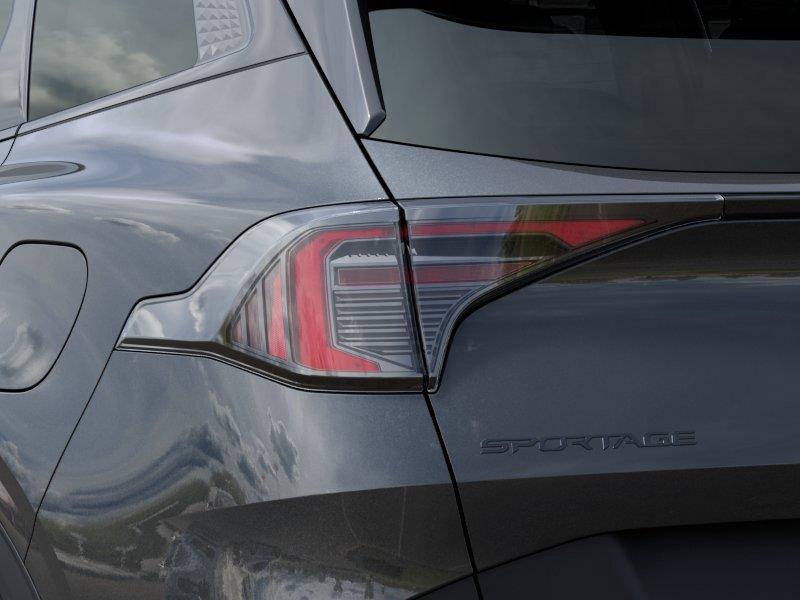 Vehicle photo 11