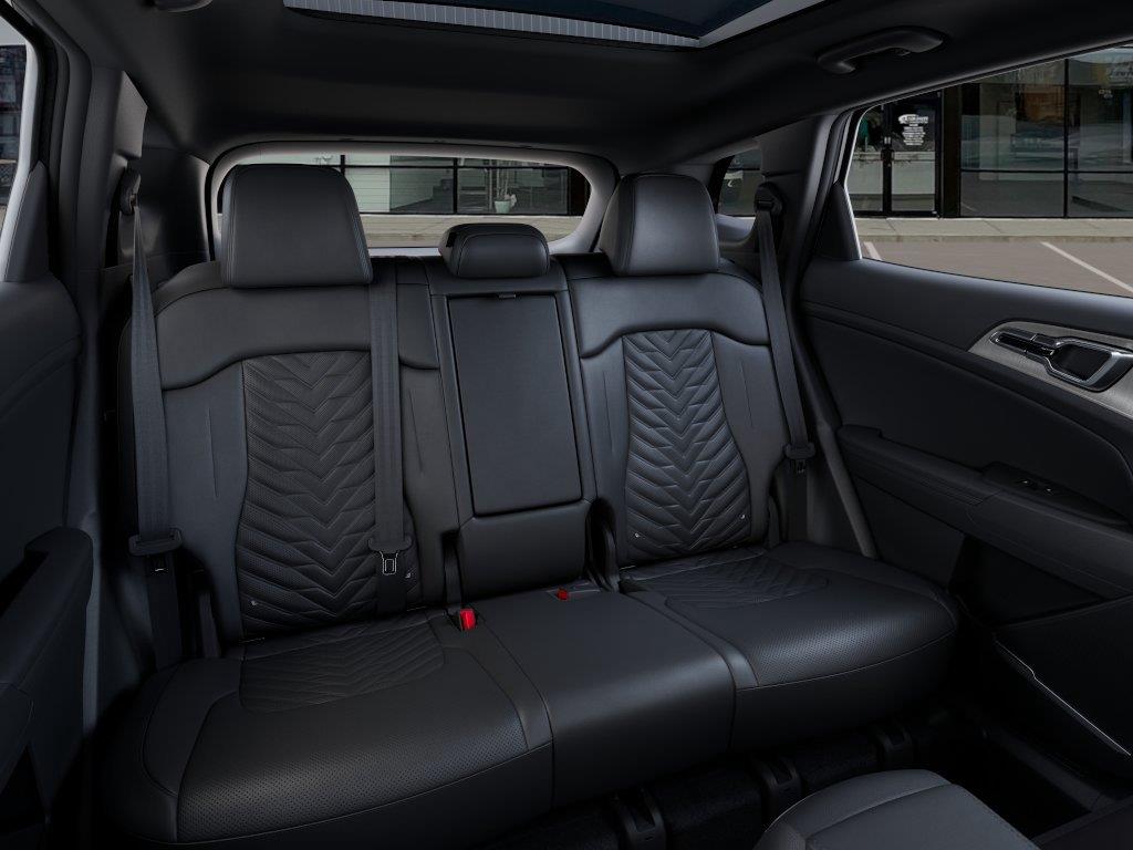 Vehicle photo 16