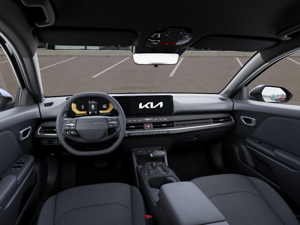 Vehicle photo 14