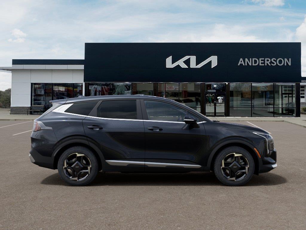 Vehicle photo 7