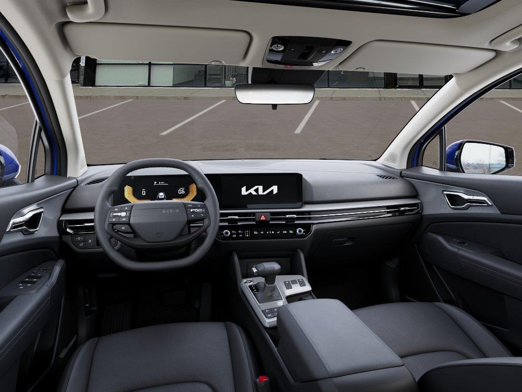 Vehicle photo 14