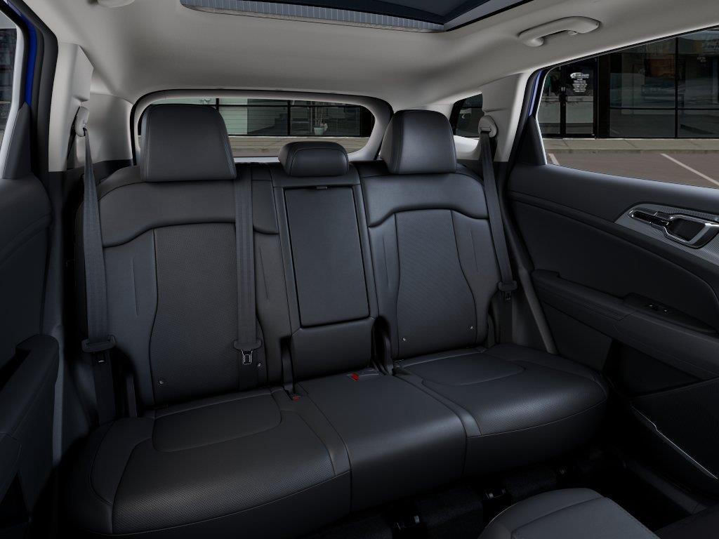 Vehicle photo 16