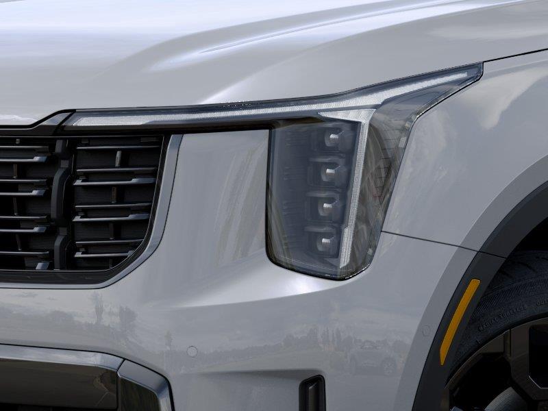 Vehicle photo 10