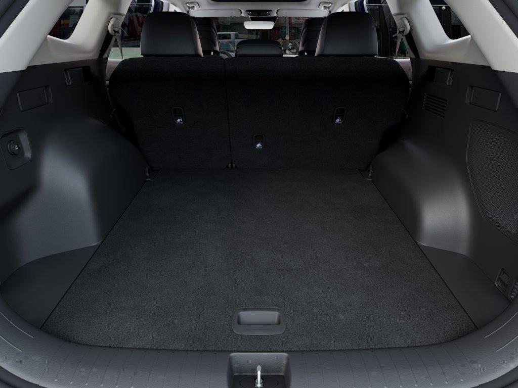 Vehicle photo 19