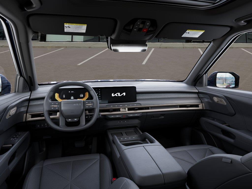 Vehicle photo 14
