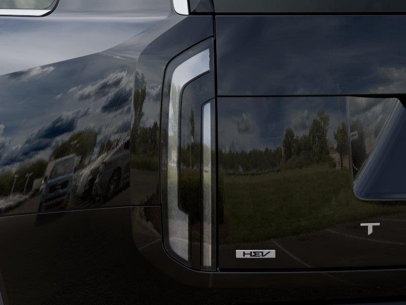 Vehicle photo 11