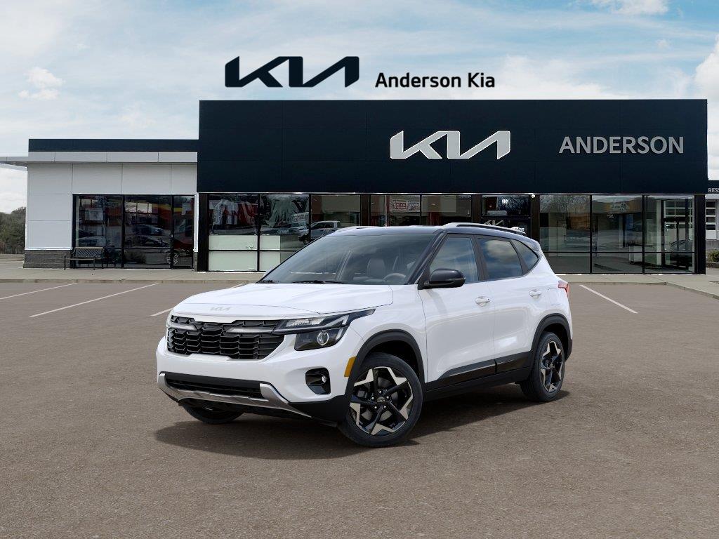 Clear White/Fusion Black Roof 2026 Kia Seltos SUV / Crossover All-Wheel Drive Continuously Variable Transmission
