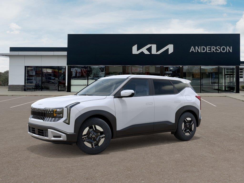 Vehicle photo 3