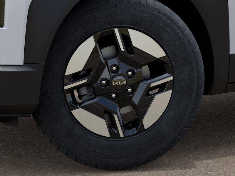 Vehicle photo 9
