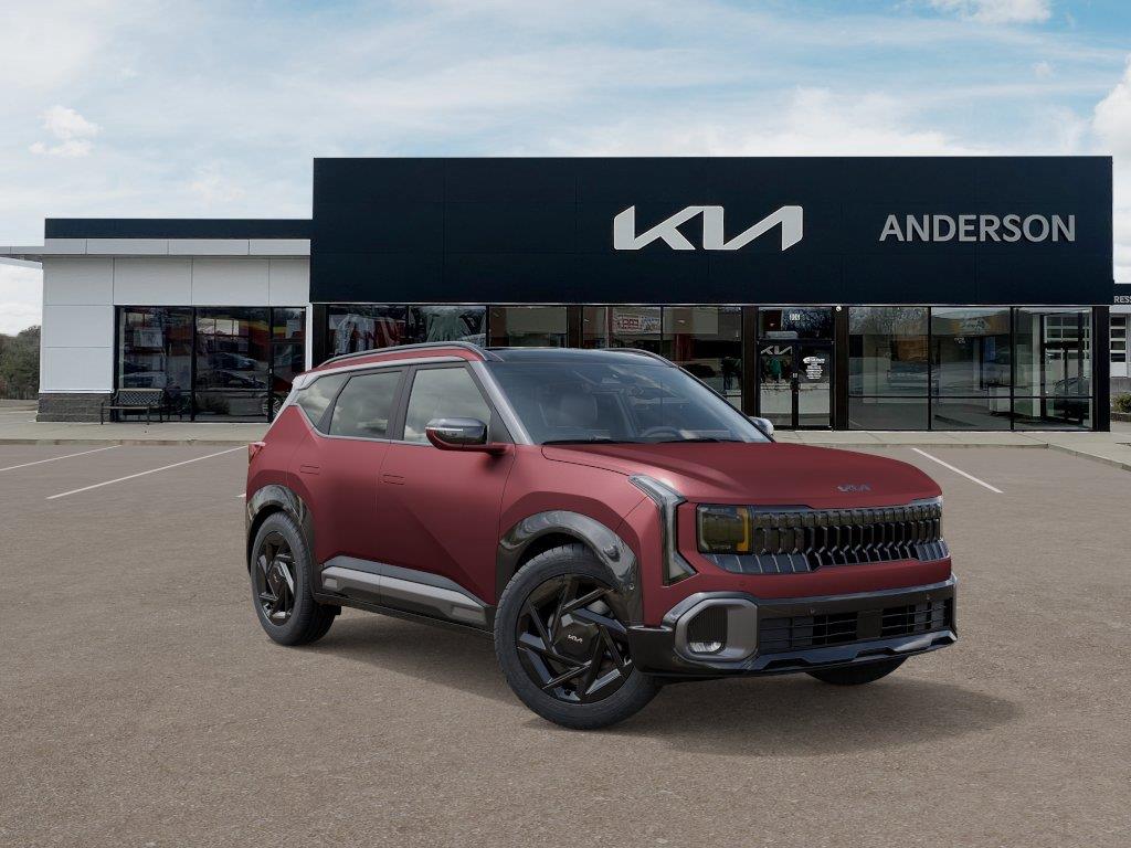 Vehicle photo 8